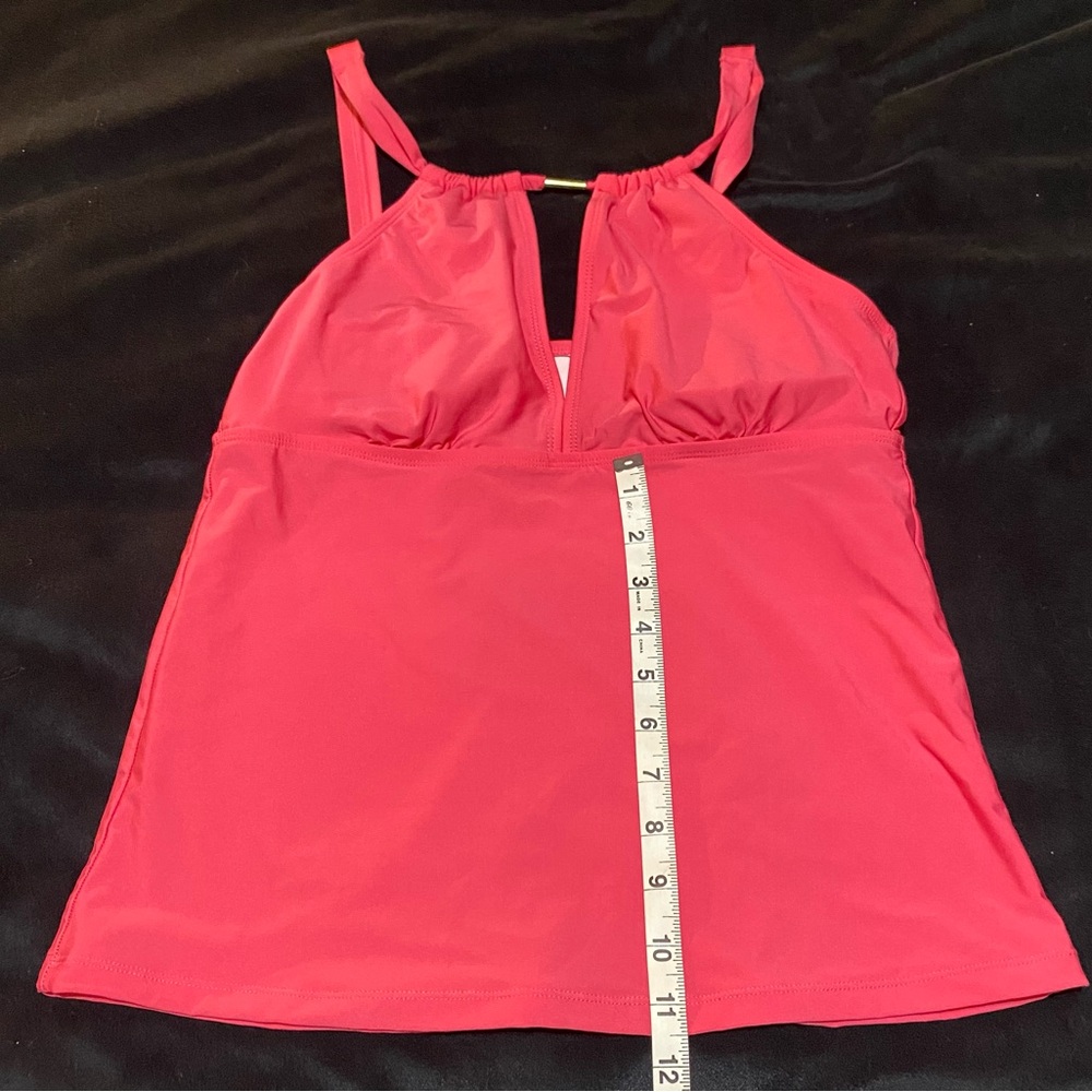 Like New! Great Condition Coral Pink Medium Alex Marie Tankini Top. Worn once! - Picture 3 of 11